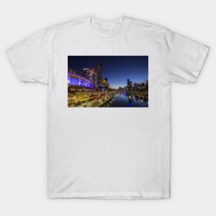 Southbank footbridge, Melbourne, Victoria, Australia. T-Shirt